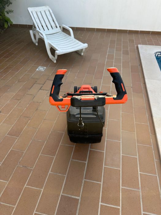 Corta Relva Black & Decker 1600W 38cm