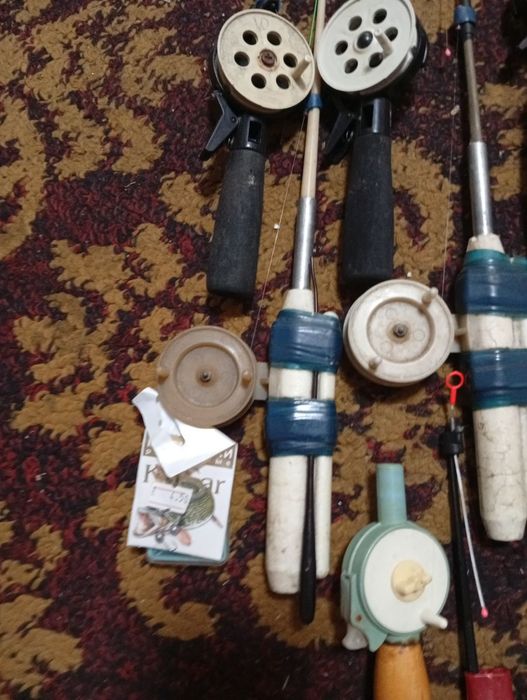 Продам зимние удочки