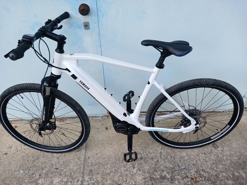 Електровелосипед Yamaha Hybrid Cross-core RC e-bike Ямаха е байк.