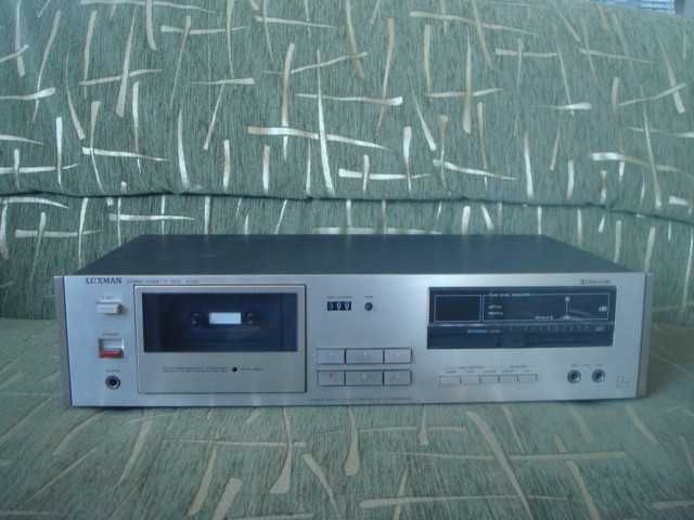 Продам кассетный магнитофон Luxman