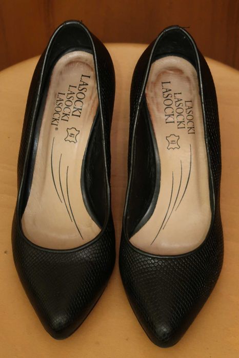 Damskie buty (czółenka) firmy LASOCKI rozm. 35
