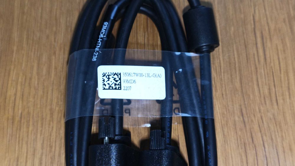 Oryginalny, nowy kabel firmy DELL do monitora VGA - VGA