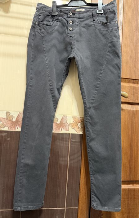 Стильні джинси бойфренди PLEASE NOW, Італія,  розмір L