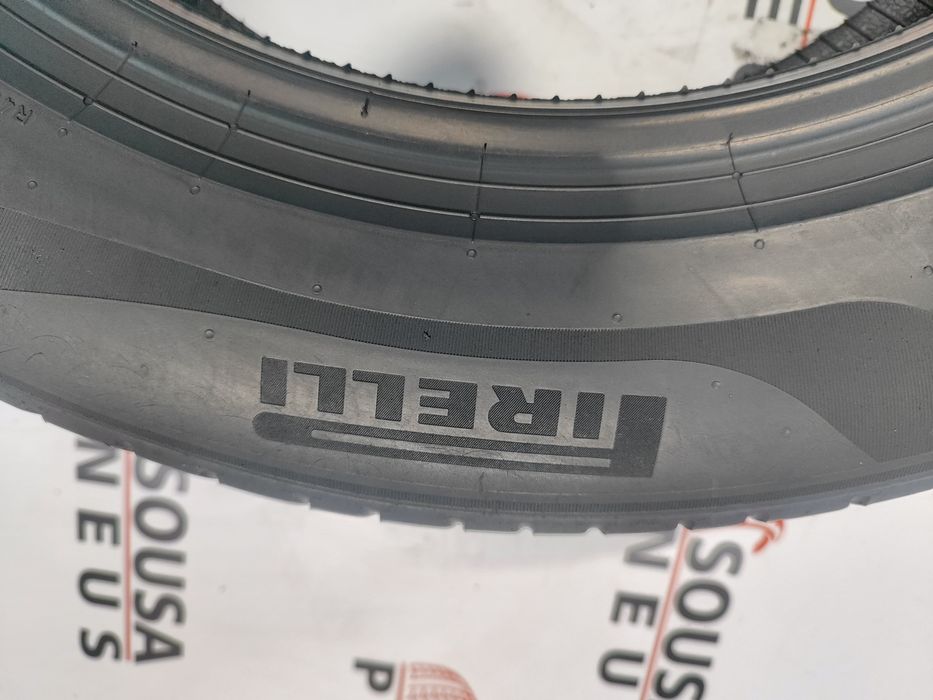 2 pneus semi novos 225-60R18 Pirelli - Oferta dos portes