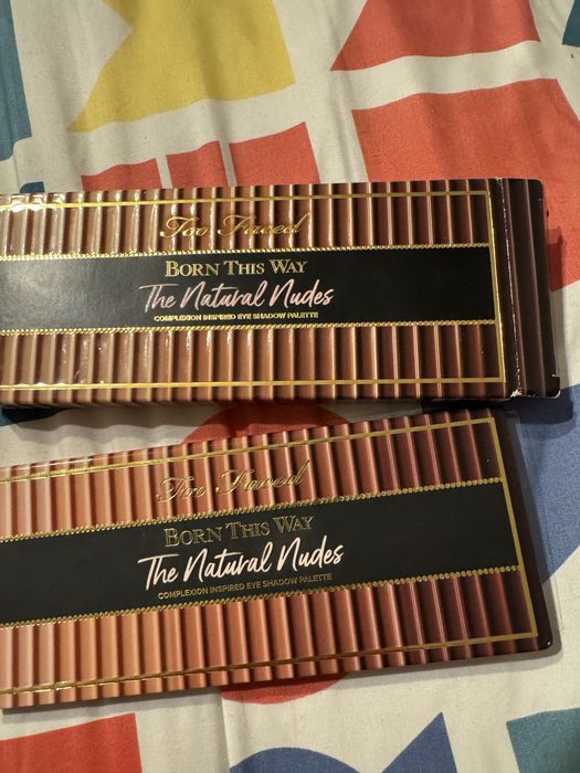 Paleta cieni Born this way Natural Nudes Too Faced