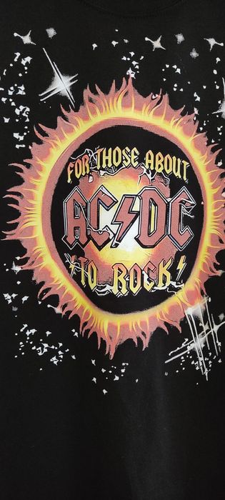 T-shirt da banda ACDC