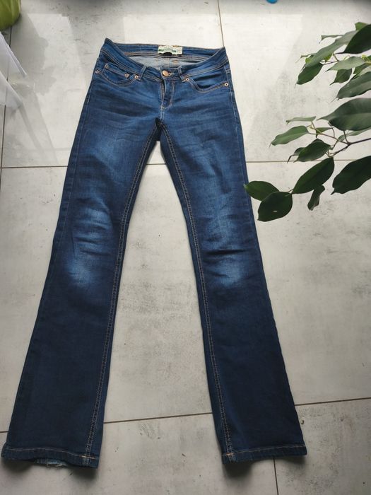 Dzwony damskie jeansowe