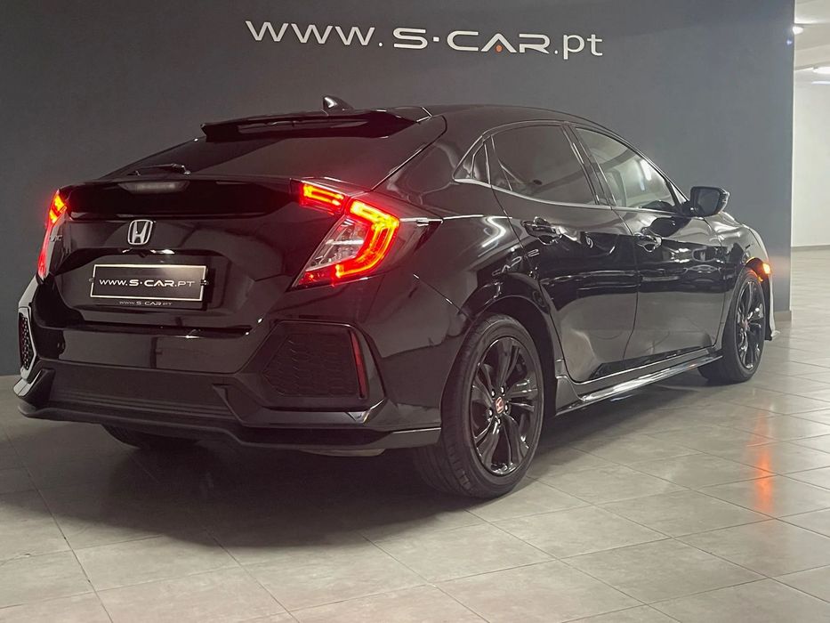 Honda Civic 1.0 i-VTEC Executive CVT