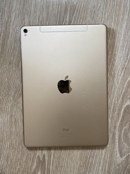 Продам Apple iPad Pro 9.7" (2016) 128GB — Потужний та компактний помічник!