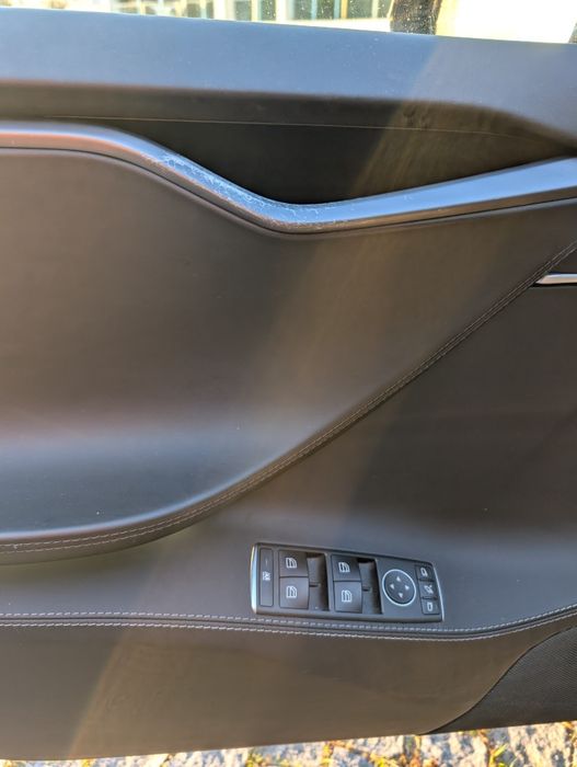 Tesla model s 75 D