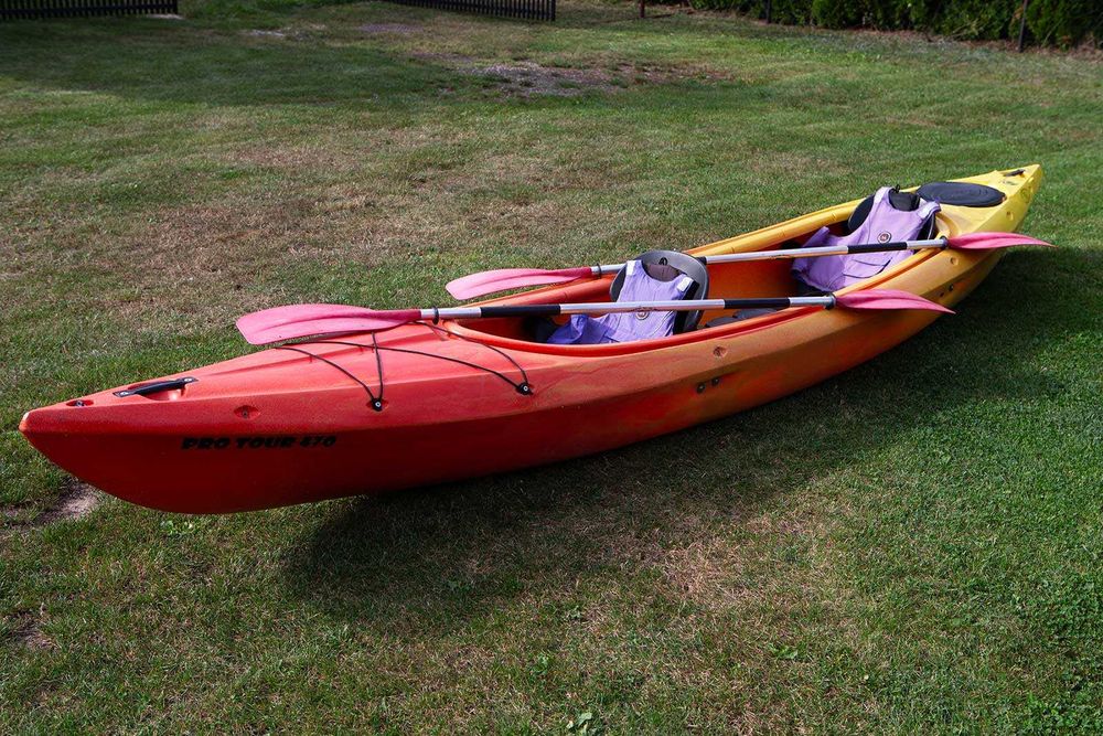 Kajaki polietylenowe Aquarius Pro Tour 470 + wiosła i kamizelki