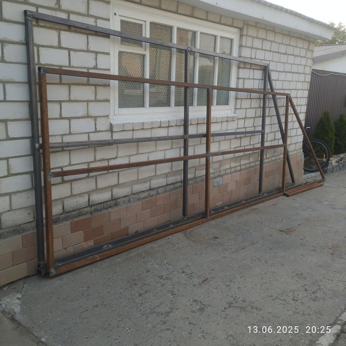 Виготовлення відкатних воріт