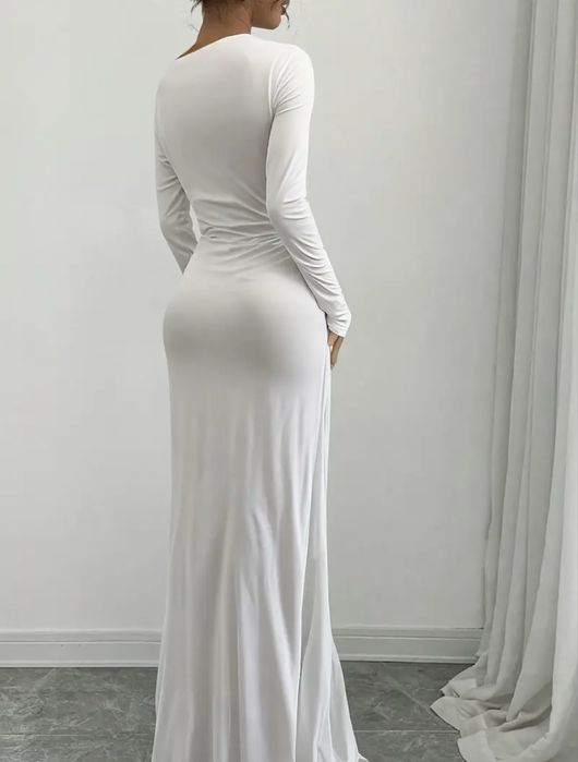 Сукня біла жіноча