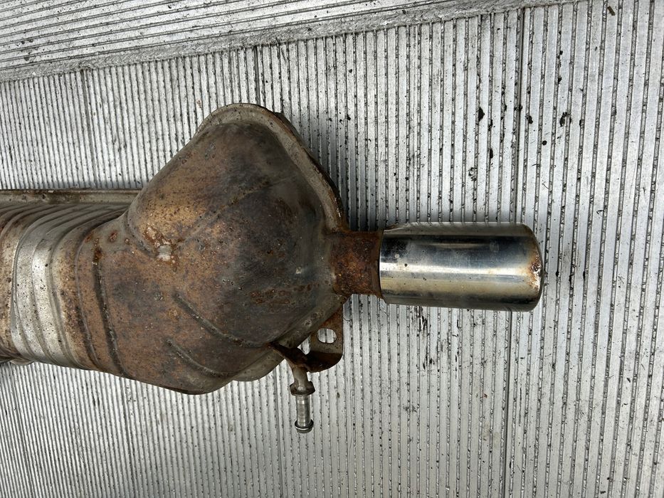 Tłumik Prawy Audi A6 C5 Lift Sedan Kombi Quattro