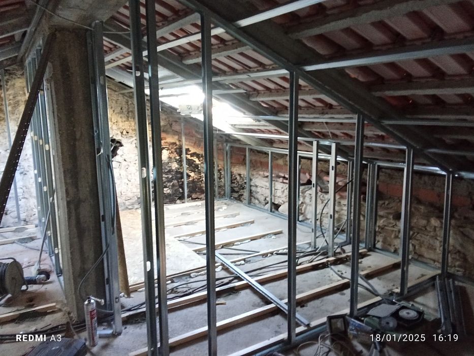 Remodelações e Reparações – Casas de Banho, Pladur, Pinturas, telhado