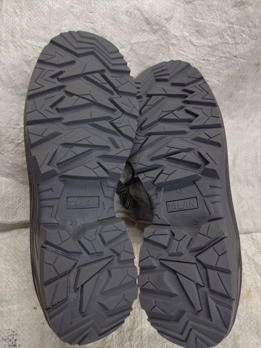 Продам туфли берцы рабочие