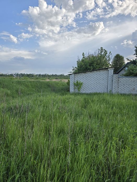 Продам участок в Большой Даниловке 10 соток