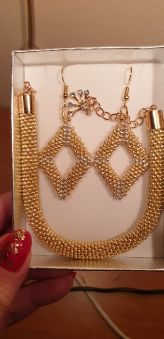 kolczyki i bransoletka z koralików toho