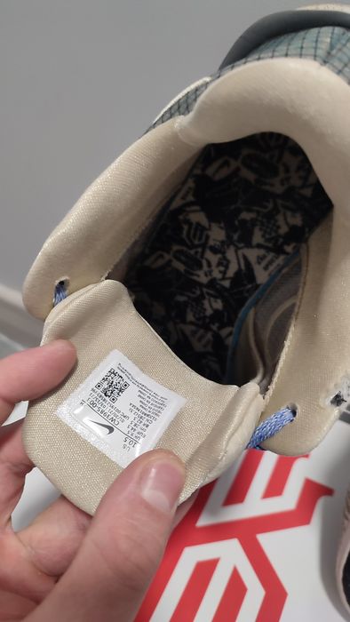 Buty Nike Kyrie Low 4 rozmiar 44.5