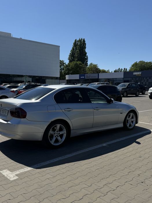 BMW 325I 2005 VIN WBAVB11020KT60229 фото оголошення 3 з 8