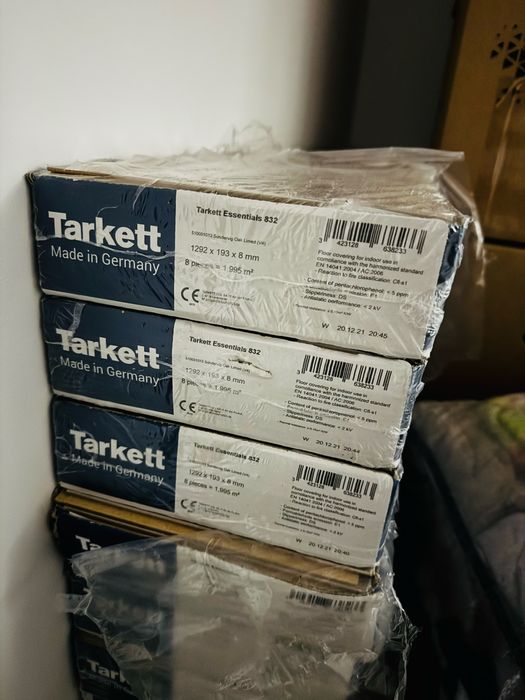 Chão flutuente novo TARKETT