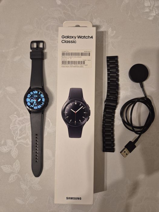 Часи Galaxy Watch CLASSIC