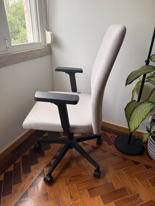 Cadeira de Escritório clássica Blaze, confortável