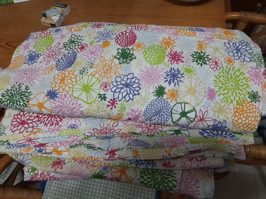 Lençóis saco casal IKEA, fronhas e cortinas