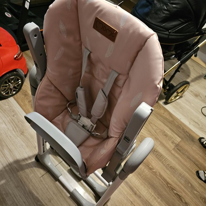 Momo krzesełko do karmienia