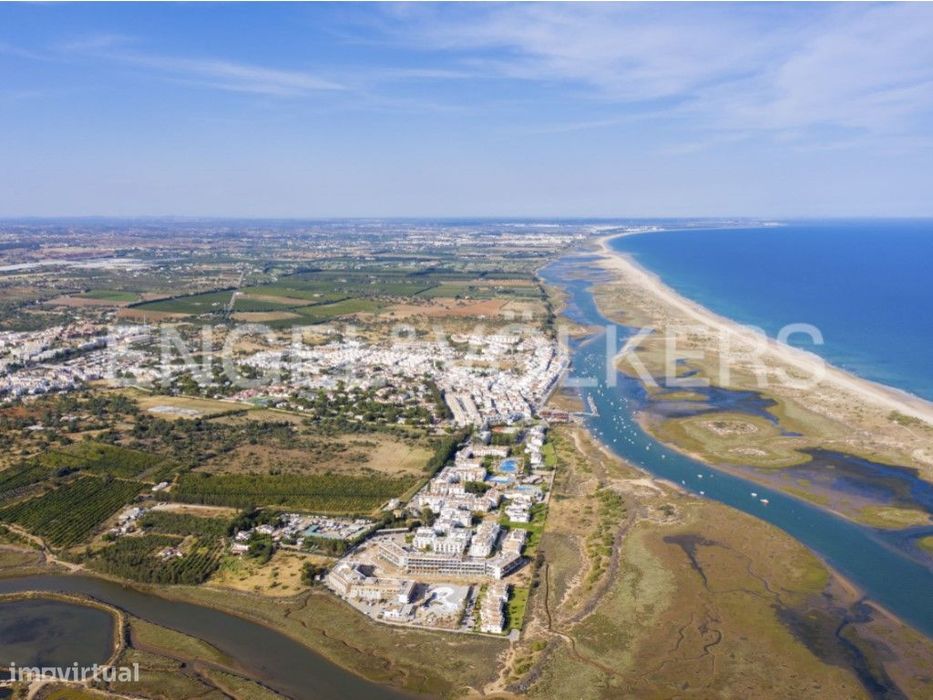 Apartamento T1 com Terraço em Cabanas de Tavira