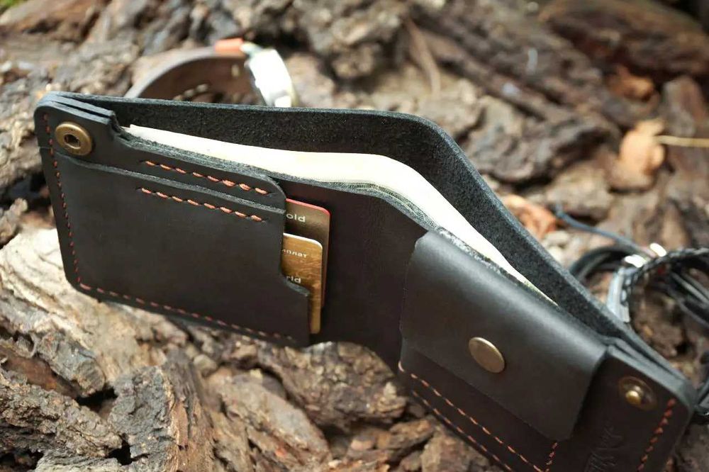 Чоловічий чорний гаманець з натуральної шкіри KESSLER black