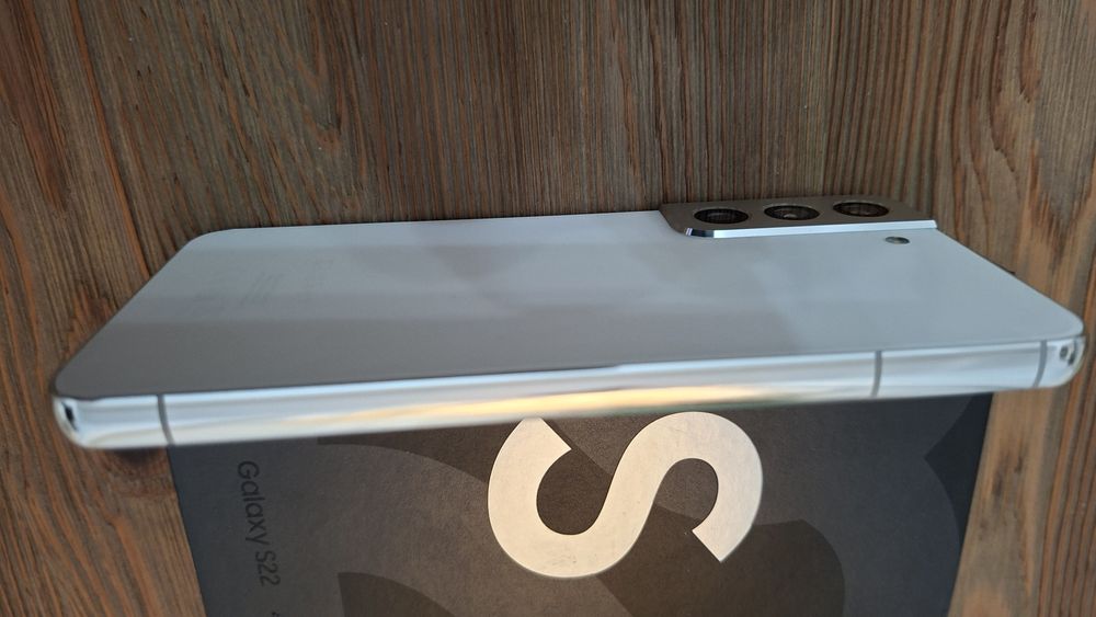 Samsung Galaxy  S 22 sprzedam