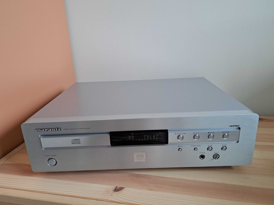 Marantz SA 7001 - odtwarzacz płyt CD/SACD