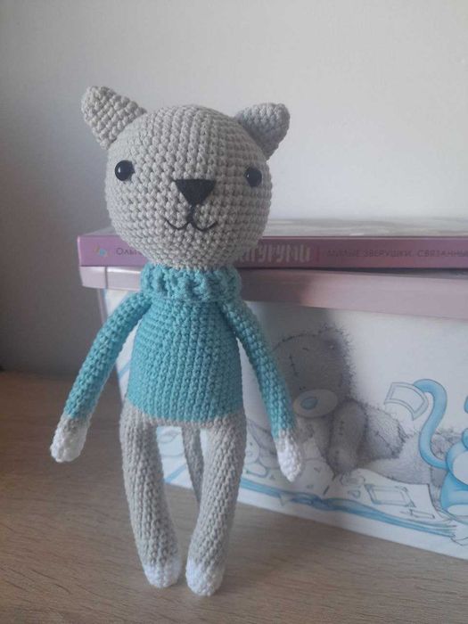 Koteczek maskotkja amigurumi