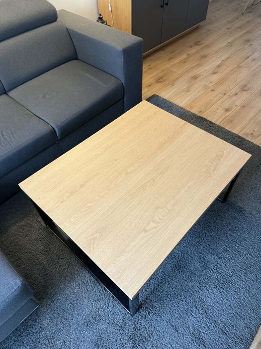 Stolik kawowy,  solidny