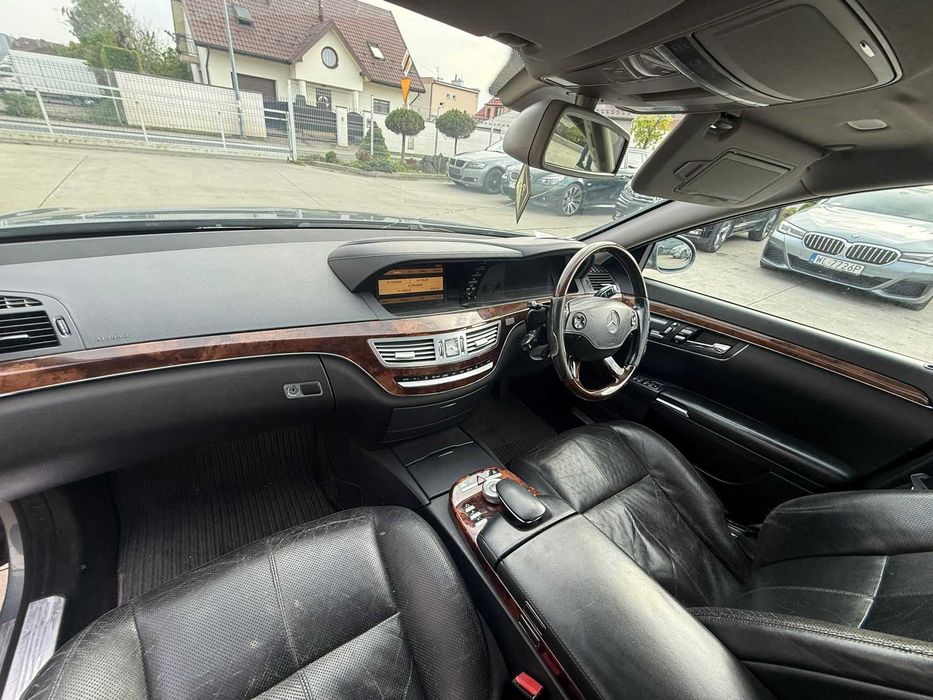 Zderzak przód  pdc xenon mercedes s-klasa w221 przedlift kod lakieru 368