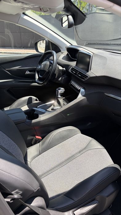 Peugeot 3000 1.5 D Allure