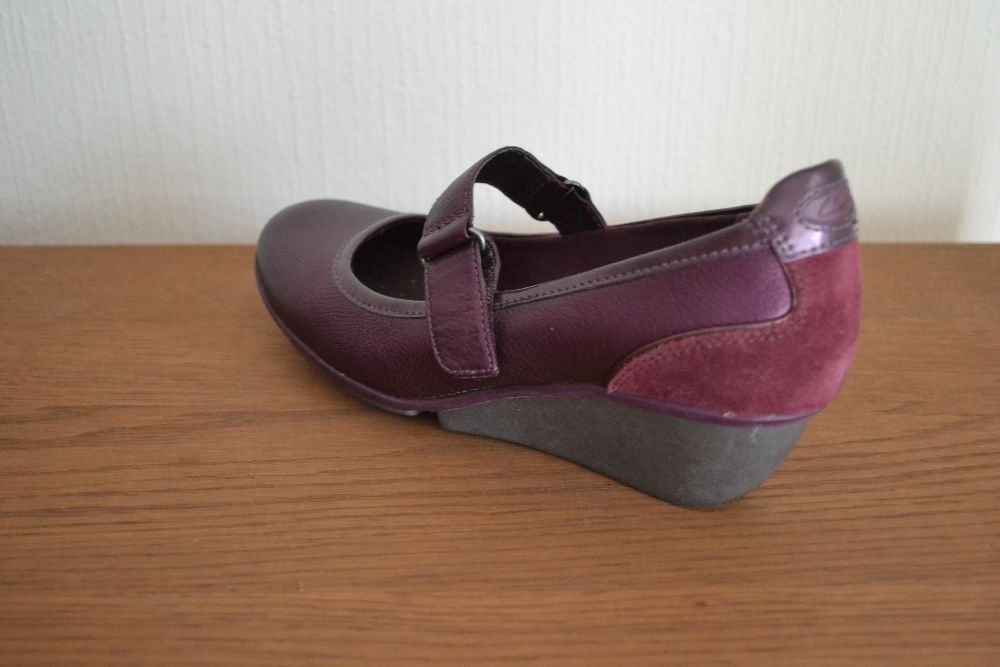 Clarks skórzane buty roz 40