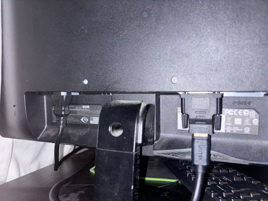 Philips 20” 200V4L – LED, 1600×900, DVI D, VGA – sprawny