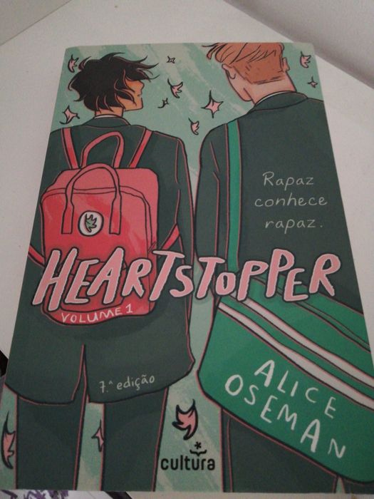 Livro Heartstopper volume 1
