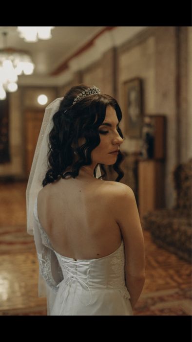 Весільна сукня