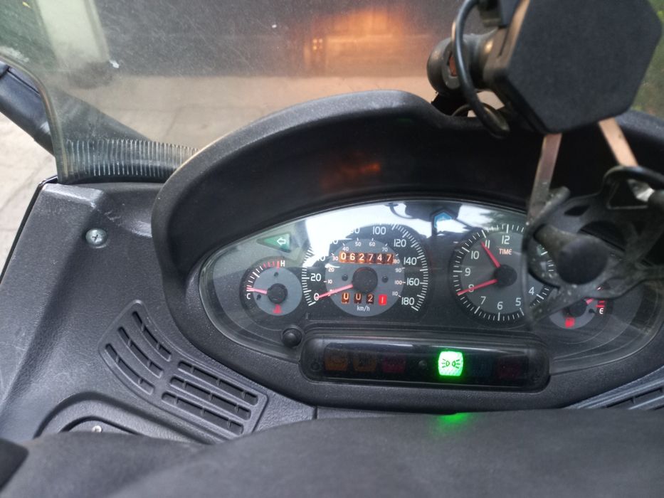 Skuter Piaggio X8 250 kat. A2