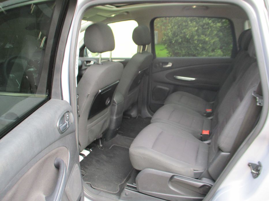 Ford S-Max — fotografia 7