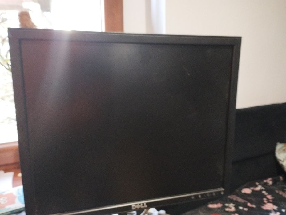 Monitor  Dell P190Sb