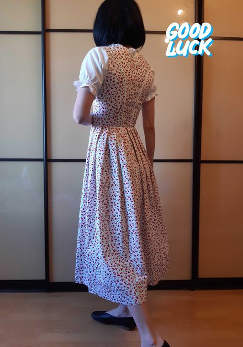 Баварское платье дирндль в вишни, фотосессия, корсет, октоберфест