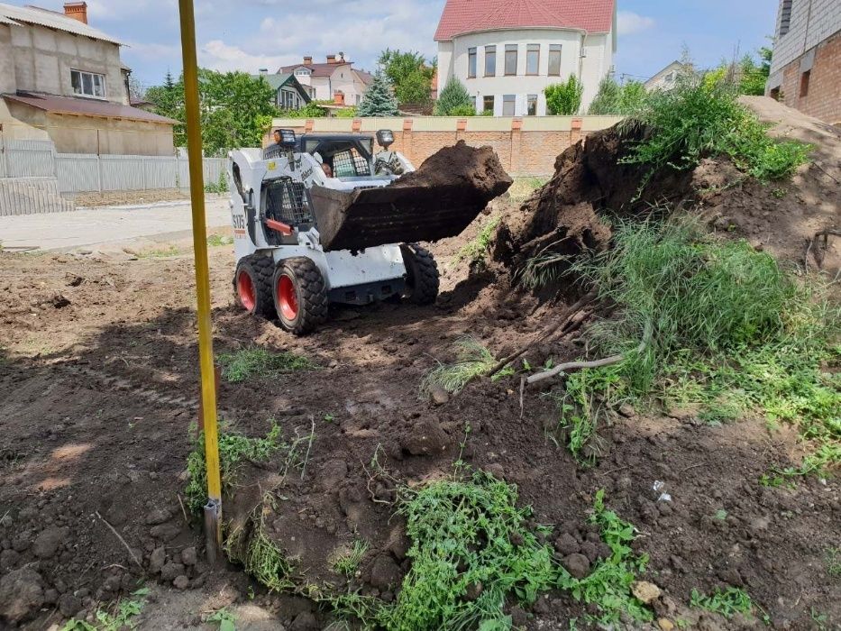 Аренда, услуги мини-погрузчика Bobcat, ковш, бур, траншеекопатель, вил