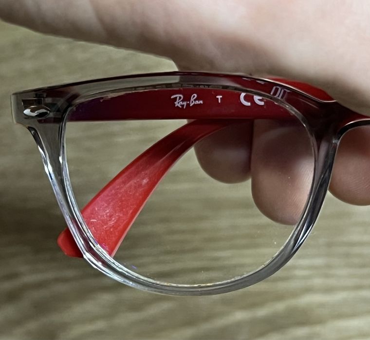 Продам СТИЛЬНІ окуляри для дітей та підлітків RAY-BAN RB 1601