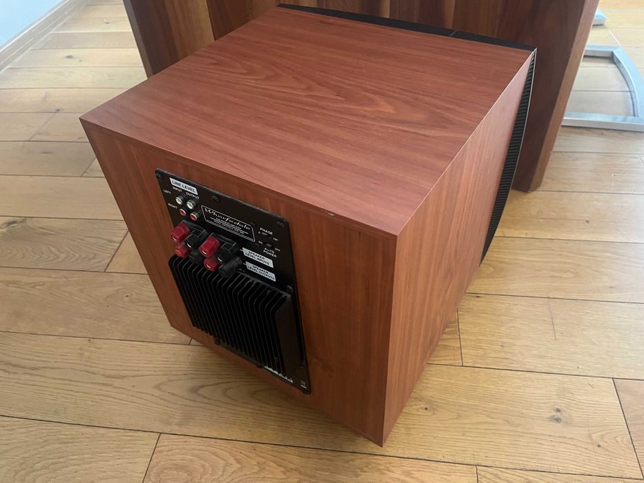 Subwoofer aktywny Wharfedale Crystal 2 domowy