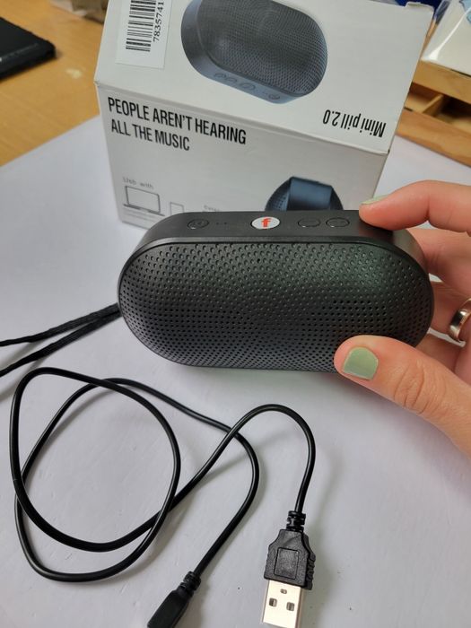 Портативна колонка mini pill 2.0