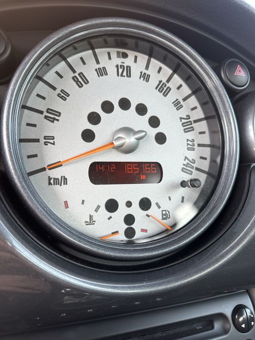 Mini Cooper R50 1.6 2004